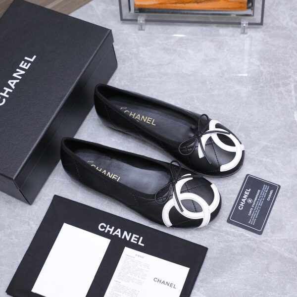 CHANEL Ballet Flats