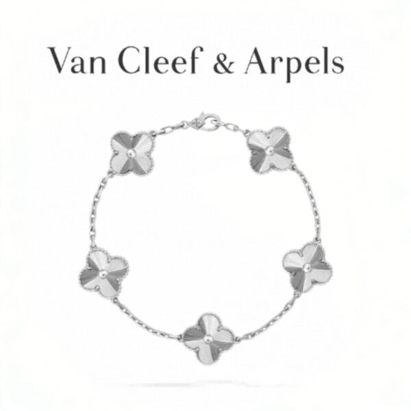 Replica Van Cleef & Arpels Vintage Alhambra 5-Motif Bracelet Guilloché White Gold-Plated