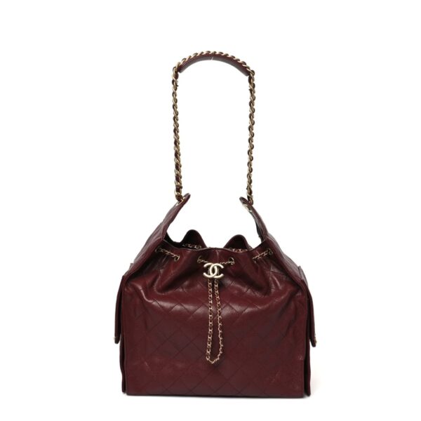 Caviar Quilted Medium Chanel 25 Handbag Burgundy
